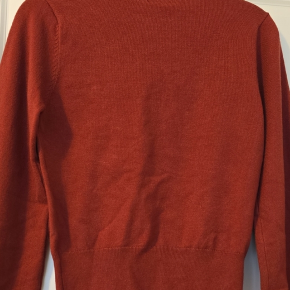 ont Welfth Maroon Crewneck Sweater with Floral Embroidery. Size Small NWOT - Picture 10 of 16